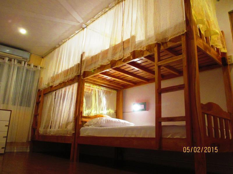 The Good Shepherd Hostel Макати Экстерьер фото