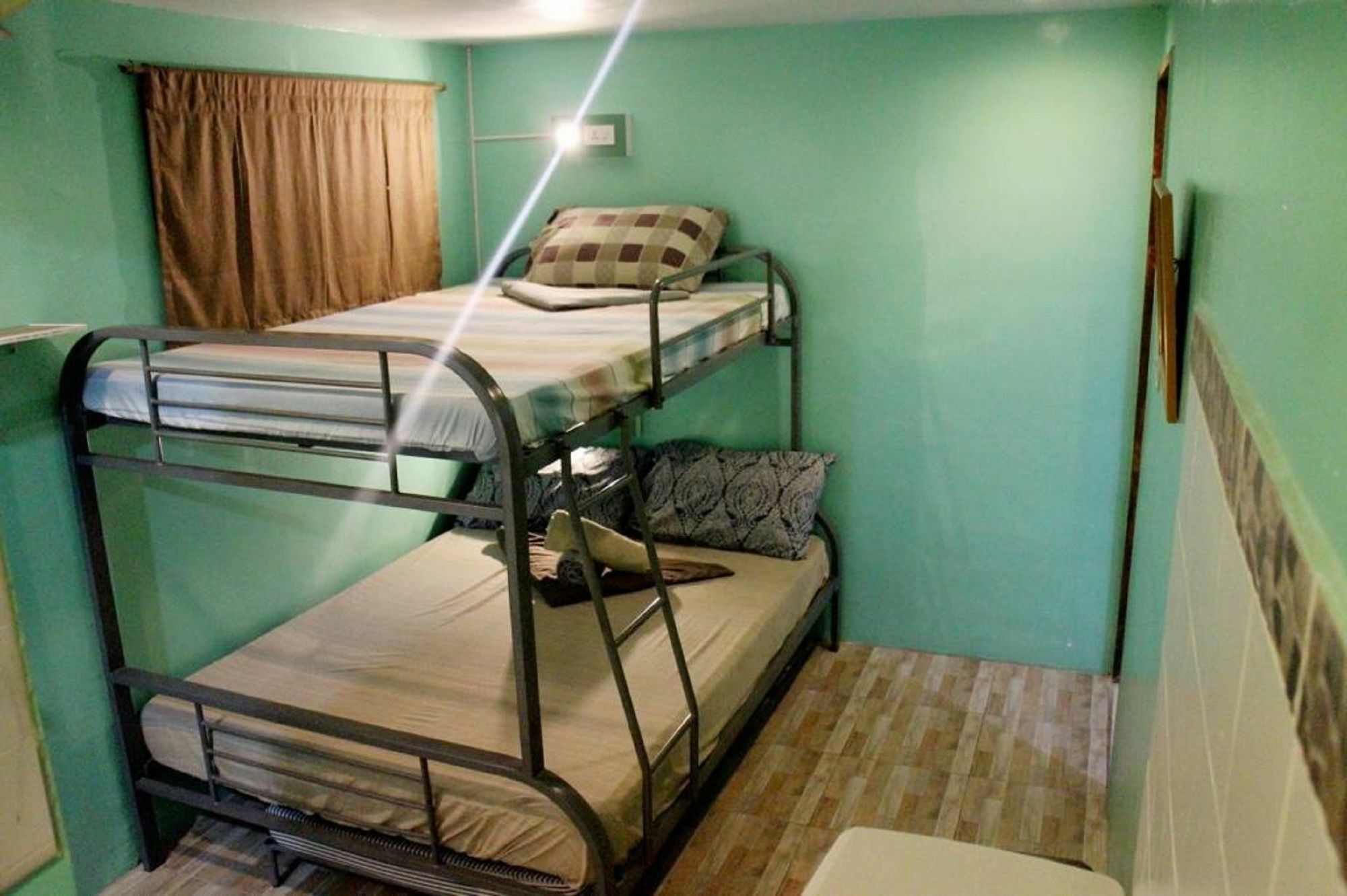 The Good Shepherd Hostel Макати Экстерьер фото